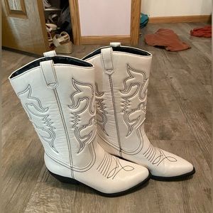 Size 7 Cowboy Boots